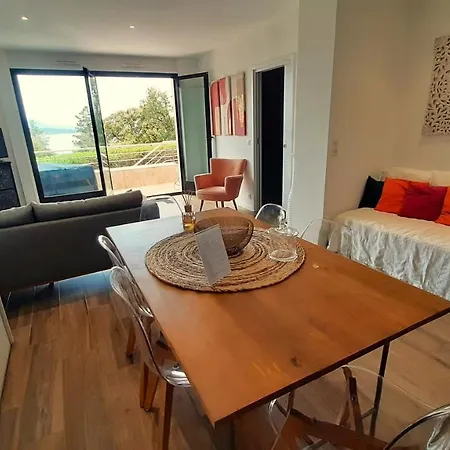 Camelia Plein Soleil Bord De Dom wakacyjny *