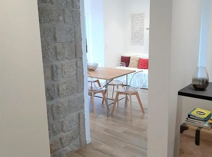 Camélia Plein Soleil Bord De Ferienhaus